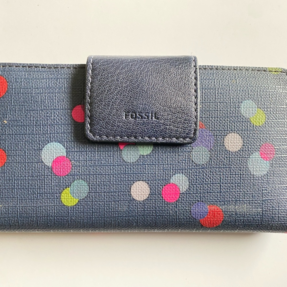 Fossil navy wallet